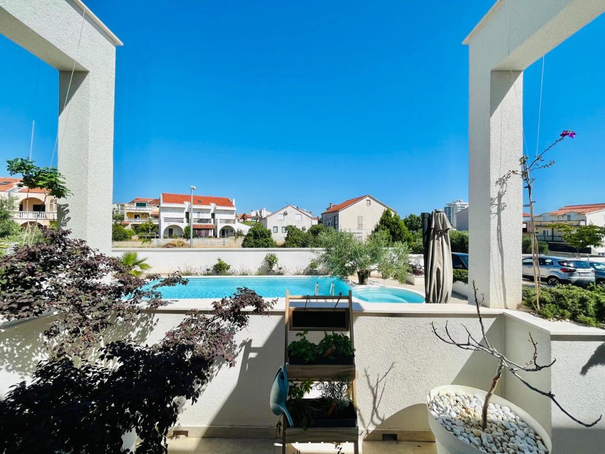 Apartments And Rooms Matesa Vodice Kültér fotó