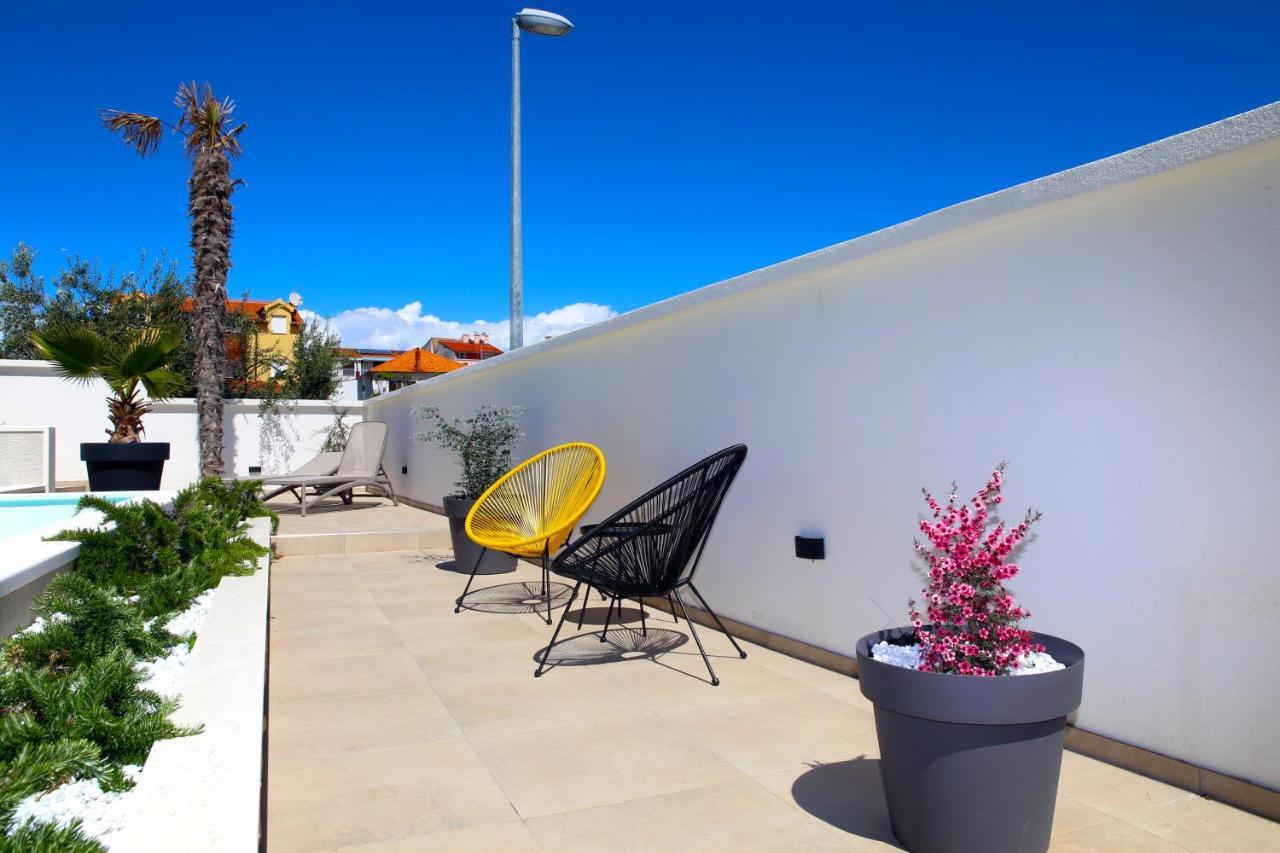 Apartments And Rooms Matesa Vodice Kültér fotó